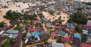 Definisi bencana alam geologi adalah bencana alam yang terjadi pada permukaan bumi. Bencana Di Awal Tahun 2021 105 Kejadian Banjir 28 Longsor 2 Gempa Bumi Pandemi Prfm News