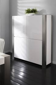 Muss es wirklich ein waschbeckenunterschrank 140 cm breit sein oder würde auch beispielsweise ein unterschrank mit einer größe von 130 cm passen?. Schrank Weiss Hochglanz Mit Vier Turen Hohe 140 Cm