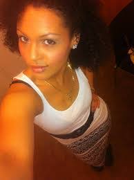 Shari Walton's Instagram, Twitter & Facebook