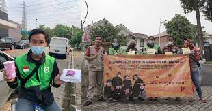 Siapa yang akan kalah bts atau blackpink? We Purple Ojol Bts Fans In Indonesia Raise Funds To Pay For Covid 19 Tests Lunch Boxes For Delivery Drivers Coconuts Jakarta