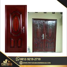 Anda tentunya ingin sekali mempunyai sebuah garasi yang bisa. Pintu Rumah Minimalis Modern Medium