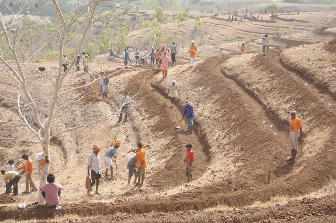 Bhil Tribes Of MP Have Conserved Water In More Than 800 Villages : r/india