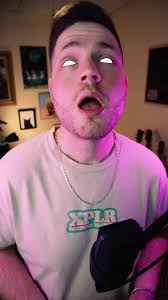 Here’s my vocal performance/vocal cover of Cherry Waves by Deftones! If  y’all have any recommendations