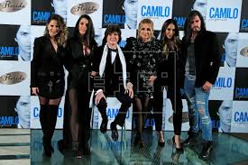 Este es el caso de camilo echeverry, quien se ha convertido en uno de los músicos latinos más en conversación con el medio vamo' a calmarnos, camilo confirmó que se ha reunido con paloma mami. Camilo Sesto Presenta Su Ultimo Disco Camilo Sinfonico Cultura Y Entretenimiento Agencia Efe