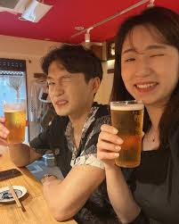 스미야코바코 #오사카에사는사람들 에서도 보고 와이프가 별개로 맛집 찾아보다 예약해서 간 곳 닭 특수부위 좋아하는 우리로서 다들 맛있는  메뉴들이었음 3일차라 일본어도 좀 입에 붙고 (파워당당) 메뉴에 한국어 표기도 되어있어서 일본어 최대한 써본 날