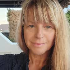 Get into the Christmas spirit at Elsecar Heritage Centre with Little  Hummingbird Events' Craft and Makers Market. Take a look at what we have in  store: 🎅Festive treats and delicacies 🎁 Unique