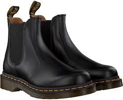27 finest chelsea boots dr martens men chelsea boots for men leather #shoeblogger #shoegame #chelseaboots #docmartensstyle. Schwarze Dr Martens Chelsea Boots 2976 Omoda