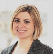 Amanda Brainard's Instagram, Twitter & Facebook