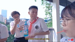 Tài trợ 1 tỷ, giúp người kém may mắn, có gương mặt xấu xí sang hàn quốc phẫu thuật thay đổi diện mạo, hoàn toàn miễn phí. Háº­u Hoang Tá»« Co Sinh Vien Mong Lung Vá»›i Ä'á»i Trá»Ÿ Thanh Ná»¯ Hoang Nháº¡c Cháº¿ Tren Youtube