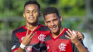 Teams palmeiras corinthians played so far 49 matches. Lazaro Faz Tres E Coloca Flamengo Nas Quartas De Final Do Brasileirao Sub 20 Dabase Com Br