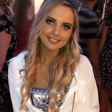 Vanessa Beatriz Casales Email & Phone Number