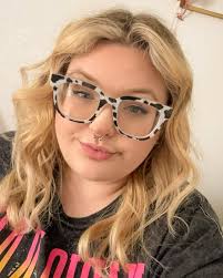 Gemini season ♊ Here's your frame forecast and some motivation to get you  through this month! Be sure to tag your favorite Gemini and see what both  of you should be wearing