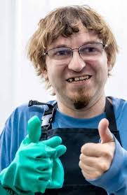 Barbara Rackham's Instagram, Twitter & Facebook