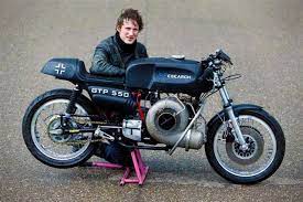 Pin On Racing Motos