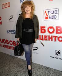 На пугачеву вылили ушат помоев в день рождения. Pohudevshaya Pugachyova Vpervye Za 20 Let Nadela Uzkie Dzhinsy Ekspress Gazeta