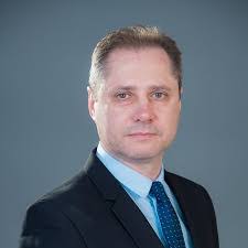 Max Polonsky's Instagram, Twitter & Facebook