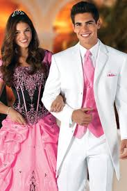 Selain pilihan baju pengantin pria dan wanita, tersedia juga. Baju Pengantin Untuk Cowok Tak Harus Kaku 9 Model Baju Pengantin Tak Biasa Ini Akan Berkesan Di Pernikahanmu