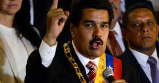 Maduro convocará a televisoras para que moderen su contenido