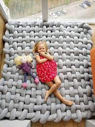 Baby Mat Baby Shower Gift Play Mat For Games Knot Pillow Etsy Em 2020 Trico De Braco Croche Gigante Maxi Croche
