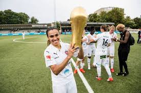 12 elite teams are invited and divided into 4 groups, of which 6 teams are from sweden and 6 are international teams. Svenska Cupen Final Fc Rosengard 3 1 Linkopings Fc Rosengard End Near 30 Year Wait For Cup Success Vavel International
