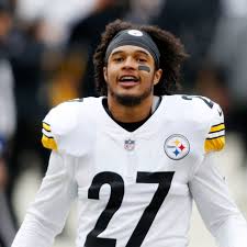 Featuring rookie cards of hall of famers dan marino, john elway, howie long, eric dickerson and others. Lb Marcus Allen Signs Exclusive Rights Tender With Steelers Behind The Steel Curtain