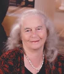 Beatrice Lewis's Instagram, Twitter & Facebook