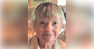 Sandra Mccarver's Instagram, Twitter & Facebook