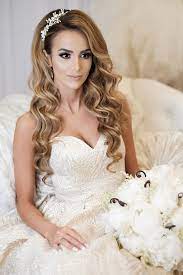 English Garden Style Wedding In California Bride Hairstyles Wedding Hair Down Best Wedding Hairstyles