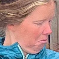 Her Way: Real stories of New Zealand women succeeding in business and doing  so with heart by Jacqui Thomas