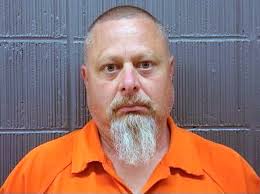 Mom of Delphi murder victim makes plea about evidence ahead of Richard  Allen court hearing & blasts 'weird curiosity'