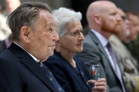 🎂 Na letišti ve Kbelích jsme oslavili 100. narozeniny našeho posledního  žijícího letce RAF. Plukovníkovi Jiřímu Pavlu Kafkovi poblahopřála  ministryně obrany Jana Černochová, genpor. Karel Řehka, britský velvyslanec  Matt Field a další