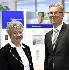 Die angezeigten kurse und bewertungen zum basiswert sind deutsche bank indikationen (unverbindlich) und dienen lediglich zu informationszwecken. Wechsel Bei Deutscher Bank Lahr Badische Zeitung