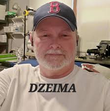 Separate lettering from background image?