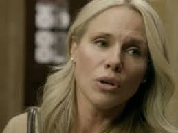 Watch Beth Chamberlin in Law & Order: SVU's “Spiraling Down”