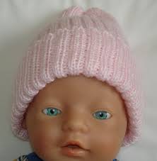 Hand Knitted Baby Beanie for approx 3-6 month old baby, "00"