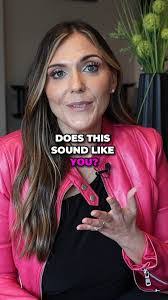 Camille Ewing's Instagram, Twitter & Facebook