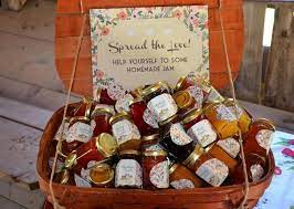 Oh Sweet Love I M Married This Post Is All About My Perfect Diy Wedding Homemade Wedding Favors Jam Wedding Favors Diy Wedding Favors