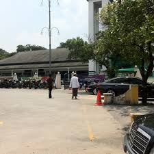 Prayer times today in subang jaya, selangor malaysia are fajar time 06:09 am, dhuhur time 01:28 pm, asr time 04:49 pm, maghrib time 07:29 pm & isha prayer time 08:40 pm. Photos At Masjid Al Mukminun Subang Jaya Selangor