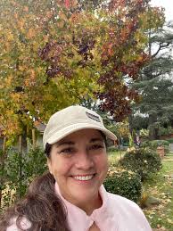 About — Gloria's Heart Art