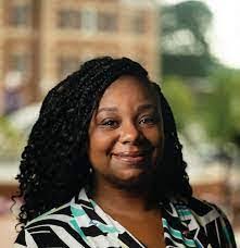 Tonia Richardson's Instagram, Twitter & Facebook