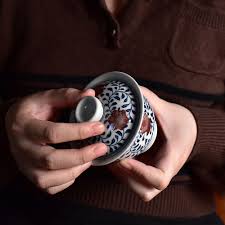 青花釉里红缠枝莲盖碗壶承套组