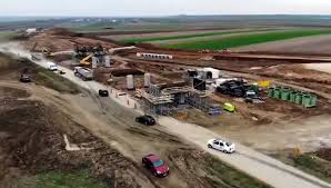 Din video se poate observa un progres remarcabil, in zona raului olt, unde se construieste un nou pod. Video Imagini Din DronÄ Cum AvanseazÄ LucrÄrile Pe Drumul Expres Craiova PiteÈti Hotnews Mobile