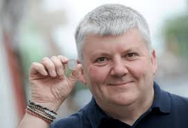 Delivery driver finds rare silver 2p coin in his spare change and it could  be worth £1,350