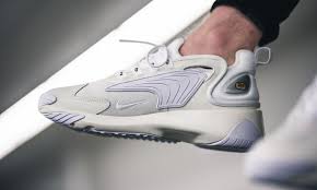 как завязывать шнурки на кроссовках Nike Air Max 95 Futuristicheskie Krossovki Nike Zoom 2k S Krylyami