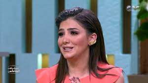 أعلنت الفنانة مي عمر عن إصابتها بمرض غامض منذ فترة، وذلك في رسالة لها عبر حسابها الرسمي على موقع تبادل الصور والفيديوهات الشهير إنستجرام. Ø®Ù†Ø§Ù‚Ø© Ø¨ÙŠÙ† Ù…ÙŠ Ø¹Ù…Ø± ÙˆØ§Ø¨Ù†ØªÙ‡Ø§ ØªØ§ÙŠØ§ ÙˆØ§Ù„Ø²ÙˆØ¬ ÙŠØ­Ø³Ù… Ø§Ù„Ø®Ù†Ø§Ù‚Ø© Ø§Ø³Ù…Ø¹ Ø§Ù„Ø­ÙƒØ§ÙŠØ© ÙÙŠ Ù…Ø¹ÙƒÙ… Ù…Ù†Ù‰ Ø§Ù„Ø´Ø§Ø°Ù„ÙŠ Youtube