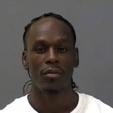 She deserves everything she gets....