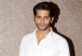 Karanvir Bohra Bio Height Weight Age Measurements Celebrity Facts Karan johar doesn't want to disclose it yet and wants her to stay away from the media. karanvir bohra bio height weight
