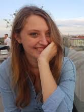 Lisa Oppermann's Instagram, Twitter & Facebook