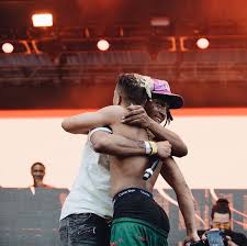 Stokeley clevon goulbourne (born april 18, 1996), better known by his stage name ski mask the slump god (formerly stylized as $ki mask the slump god), is an american rapper from fort. Pin On Xxxtentacion