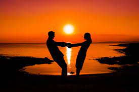 Free Images : husband, wife, enjoyment, sky, sunset, sun, sunrise, sea,  silhouette, love, romance, morning, sunlight, afterglow, calm, horizon,  evening, happiness, fun, vacation, water, physical fitness, heat, ocean  3072x2048 - Mohamed Hassan -